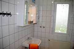 waschbeckenimbadimerdgeschoss