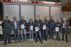 Feuerwehr-ehrung-gruppe-klein